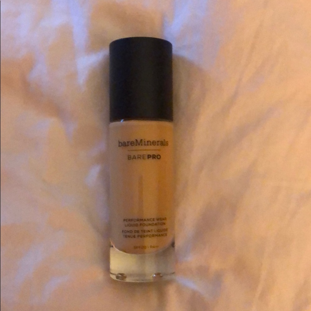 Bare Minerals Barepro liquid foundation